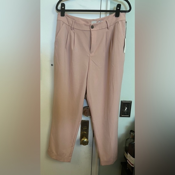 NWT A New Day Women's Pants Size 14 High-Rise Relaxed Fit Tapered Ankle Tan Pink - Picture 3 of 10